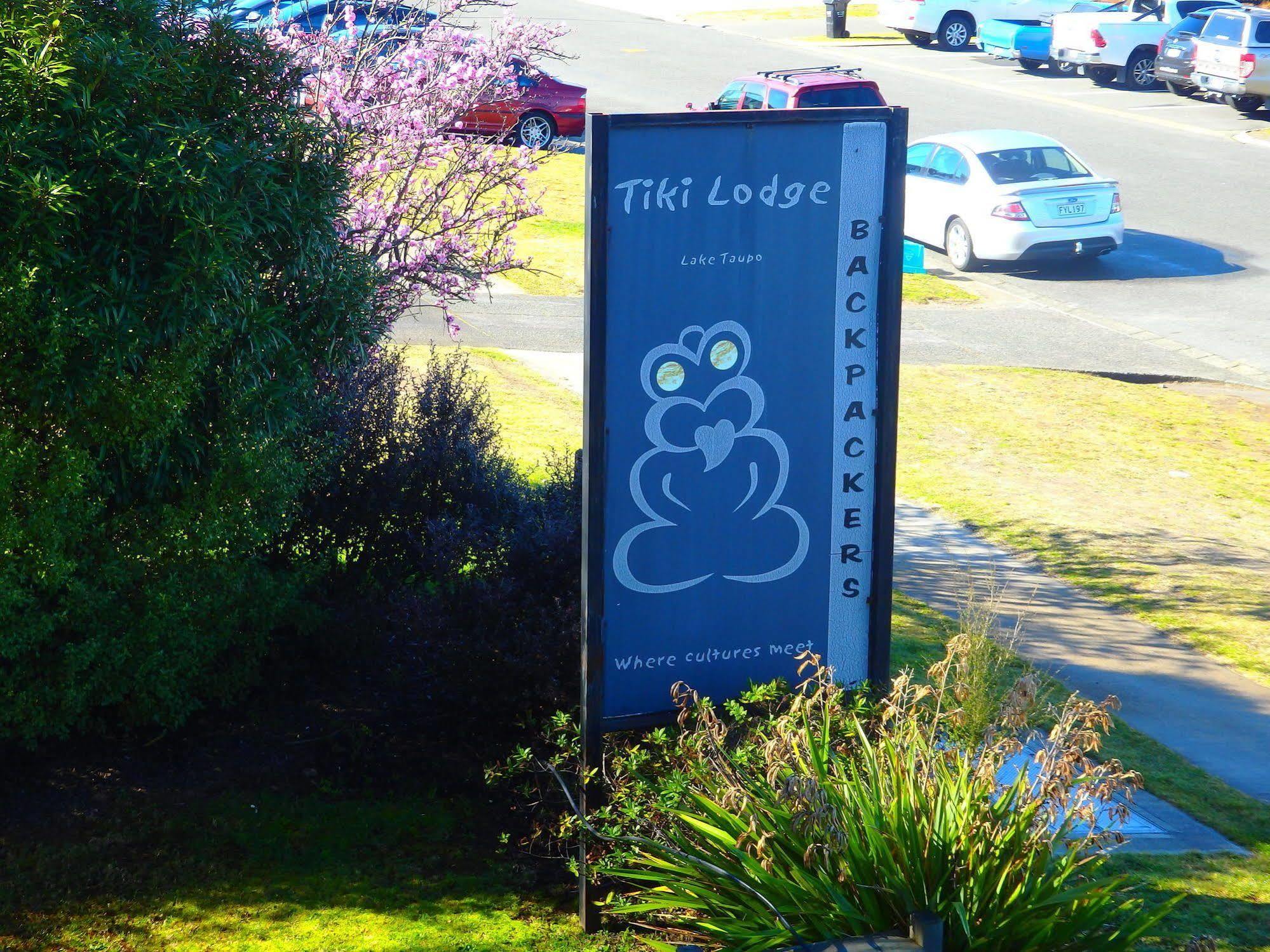 Tiki Lodge Backpackers Tauposee Exterior foto